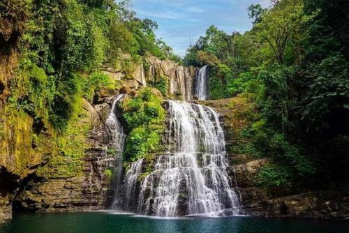 nauyaca-waterfalls-in-costa-rica